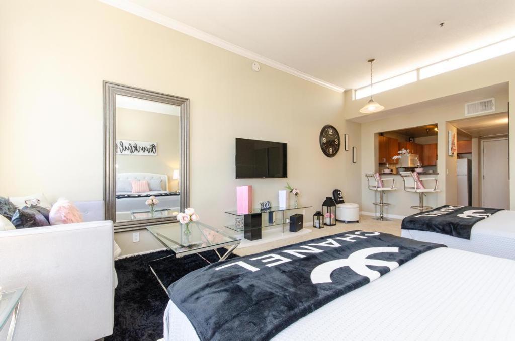 Hollywood Loft Apartments Free Parking Close To Studios Universal Los Angeles Extérieur photo